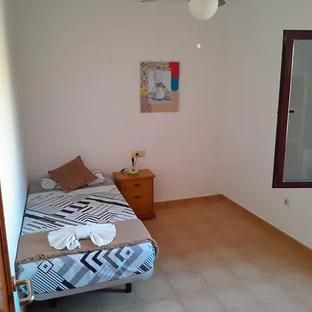 Casa Livia Pool & Sunset וילה קורלחו